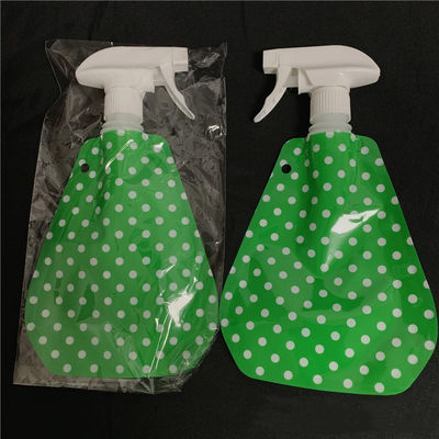 Multifunctional rotating water spray spray water bag environmental protection foldable plastic water trigger pouch dostawca